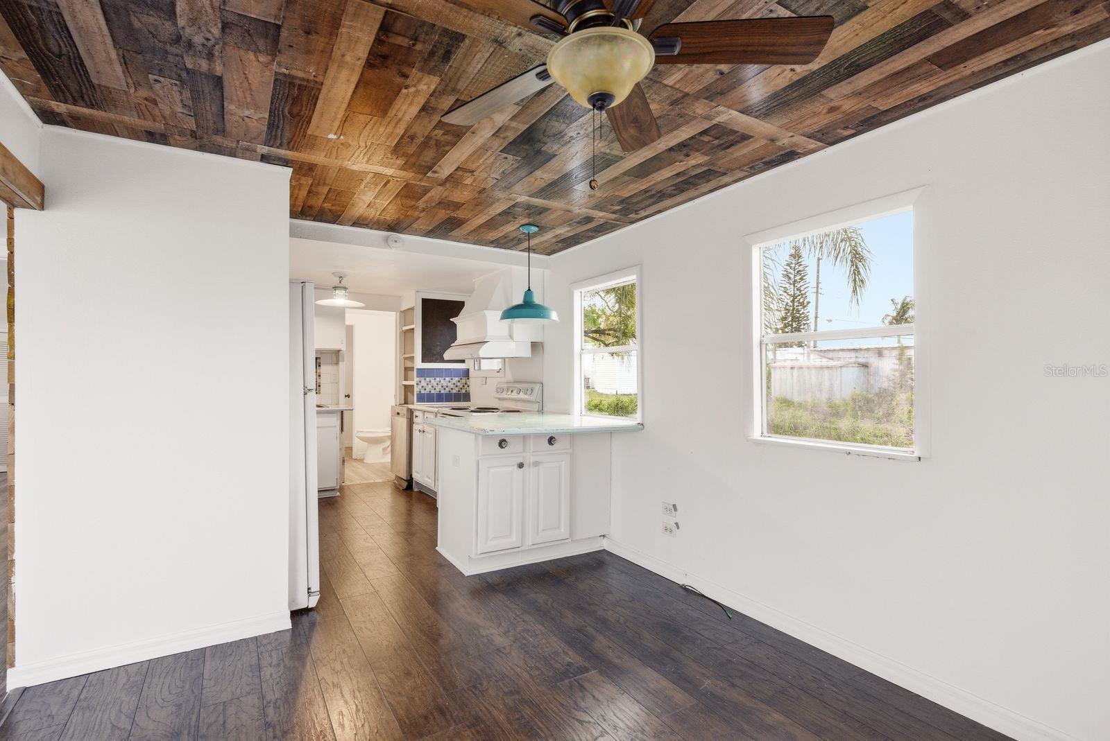 BONITA VILLAGE - Residential