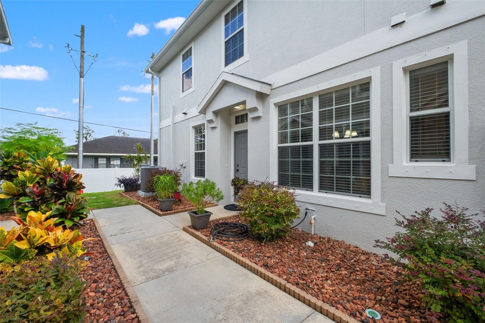 8423 BLUE ROCK DRIVE