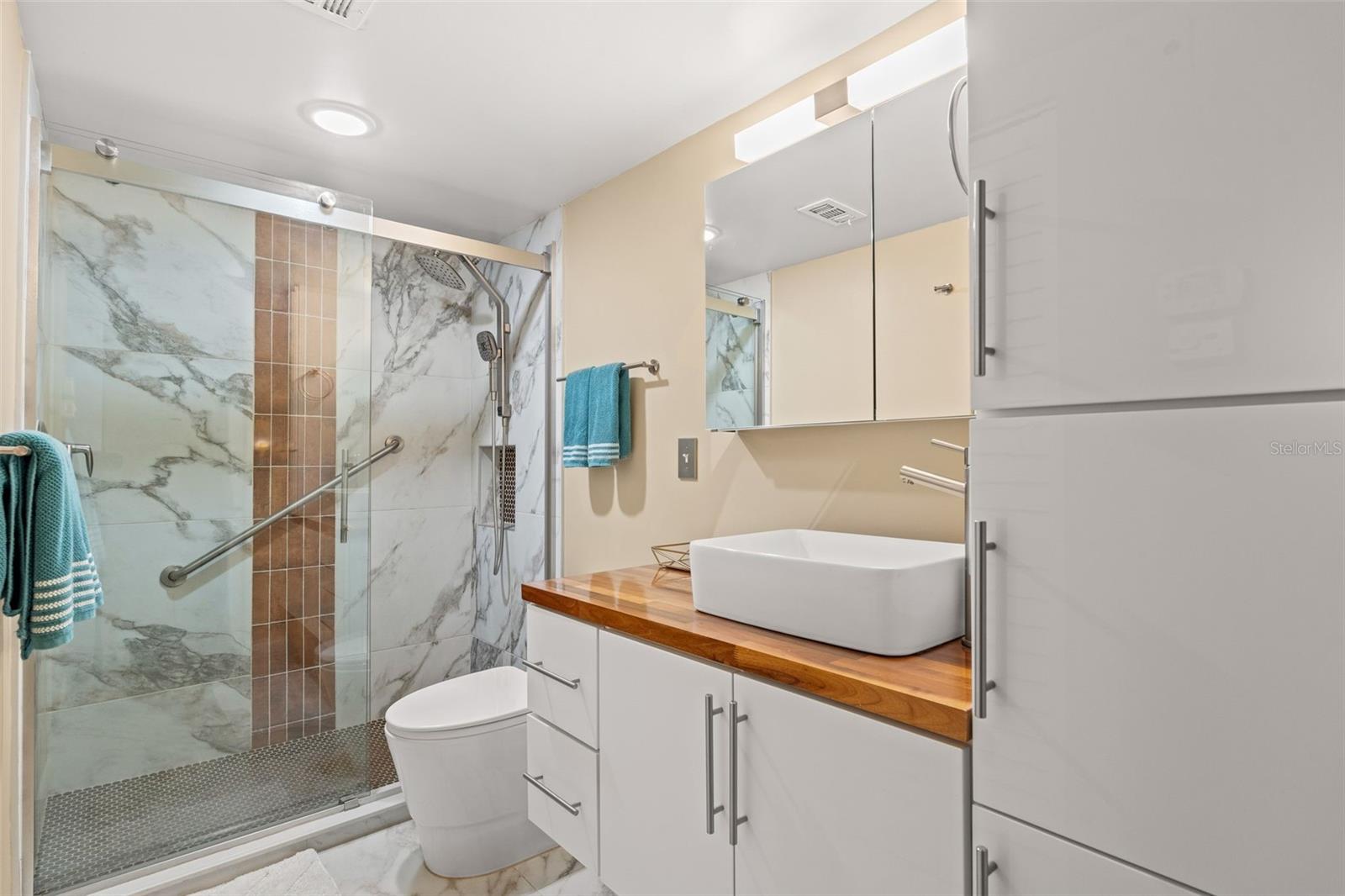 IRONWOOD FIFTEENTH - Residential