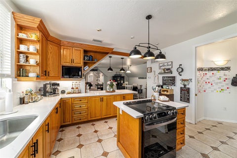 Tiny photo for 434 SW 14th Street, Ocala, FL 34471 (MLS # OM724619)