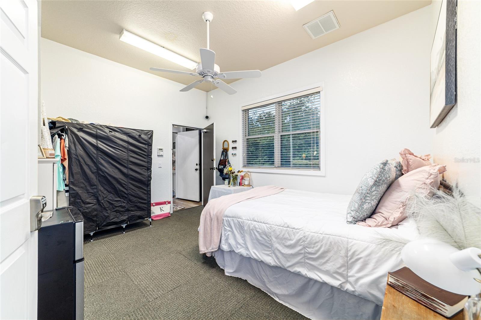 MEADOWVIEW ADD 03 - Commercial Sale