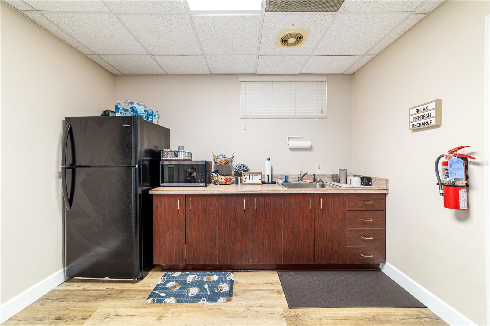 MEADOWVIEW ADD 03 - Commercial Sale