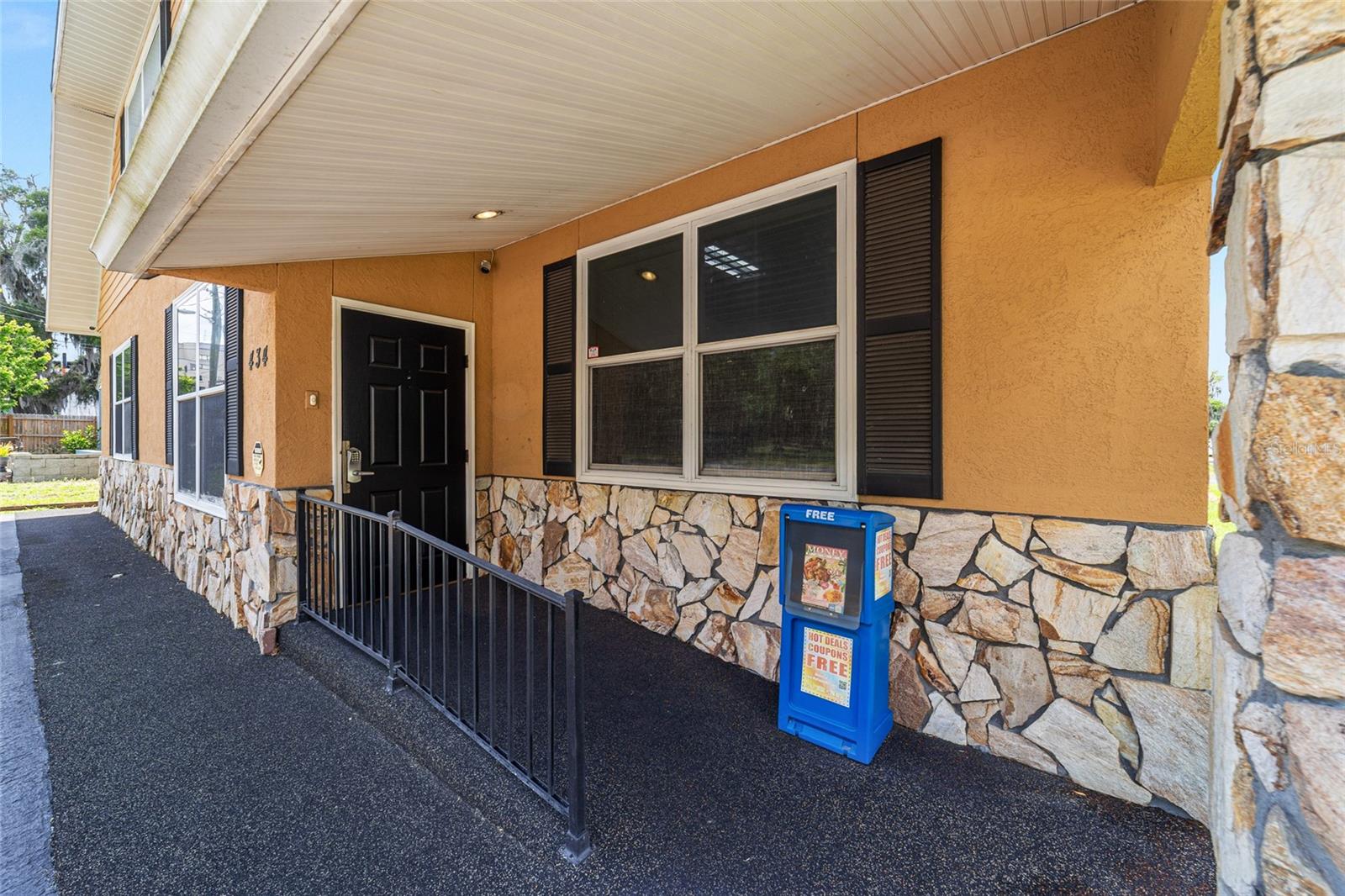 MEADOWVIEW ADD 03 - Commercial Sale