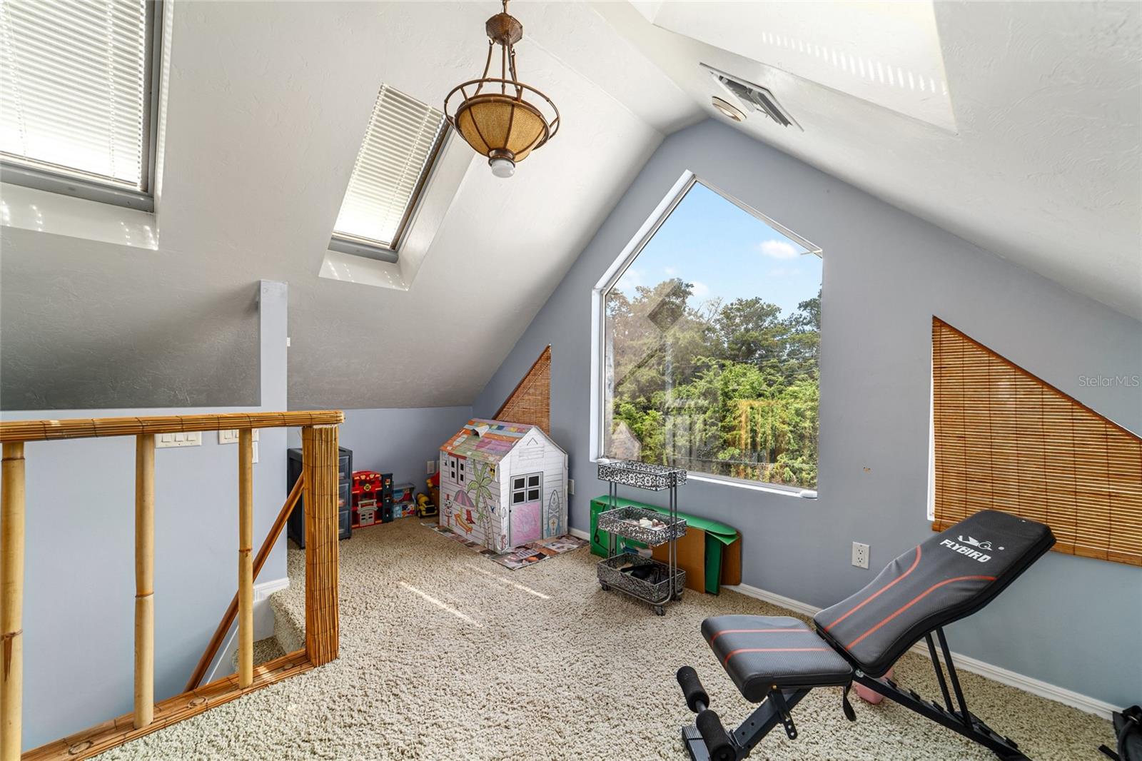 MEADOWVIEW ADD 03 - Commercial Sale