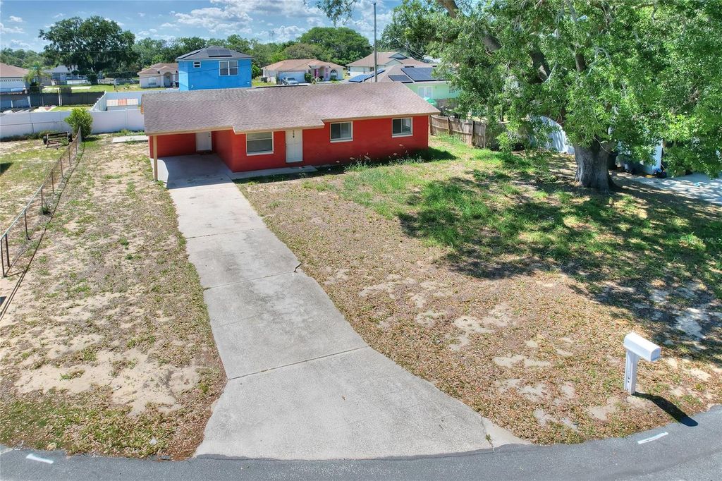 Photo of 1554 Sarah Street, Lake Wales, FL 33898 (MLS # L4961232)
