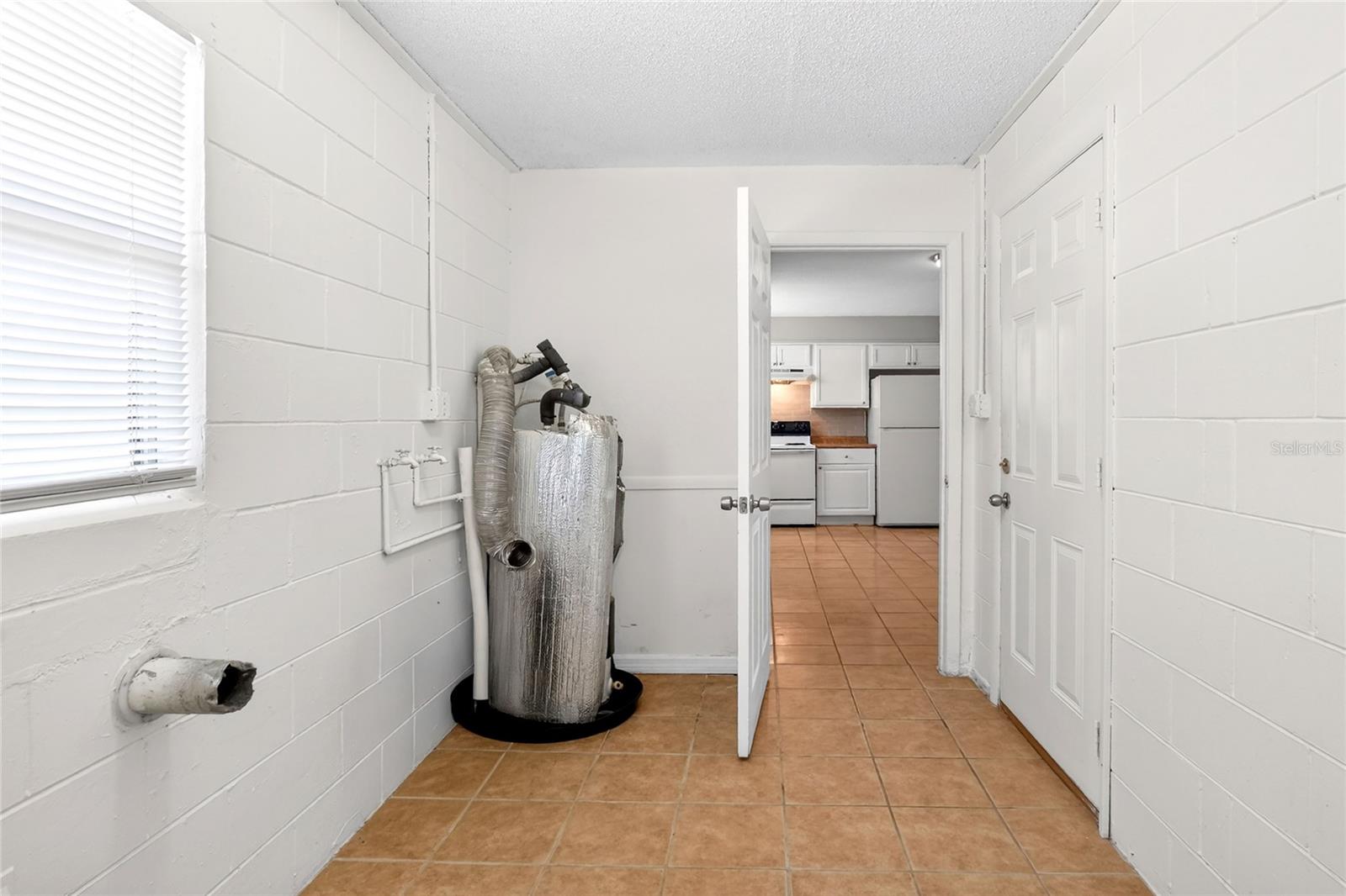HIGHLAND ACRES PB 58 PG 42 - Residential