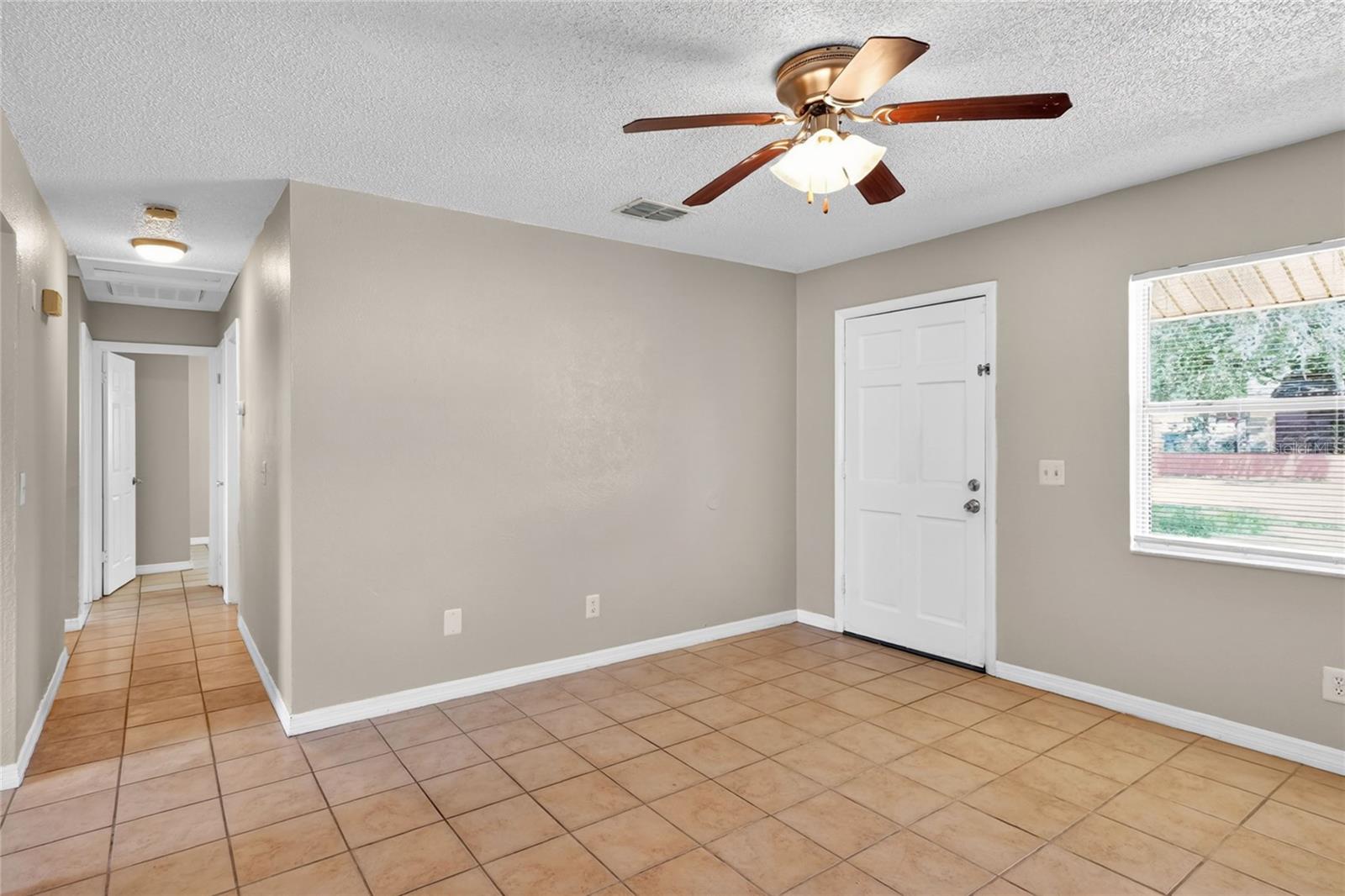 HIGHLAND ACRES PB 58 PG 42 - Residential
