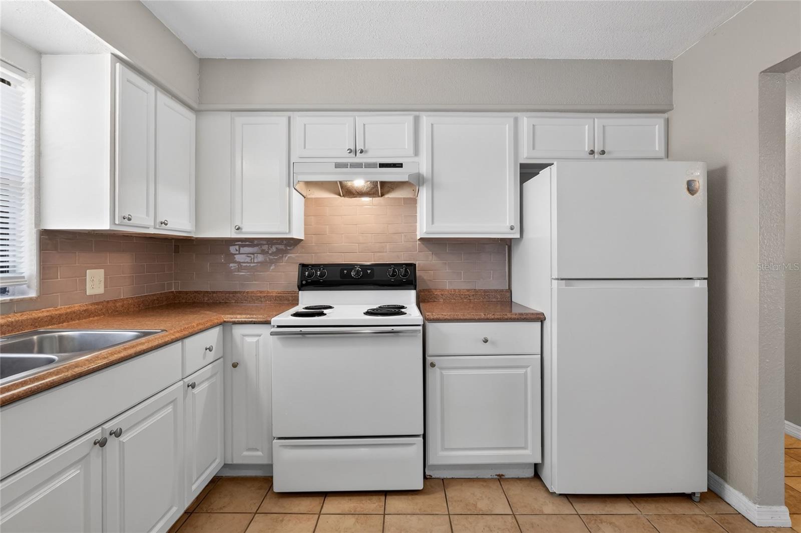 HIGHLAND ACRES PB 58 PG 42 - Residential