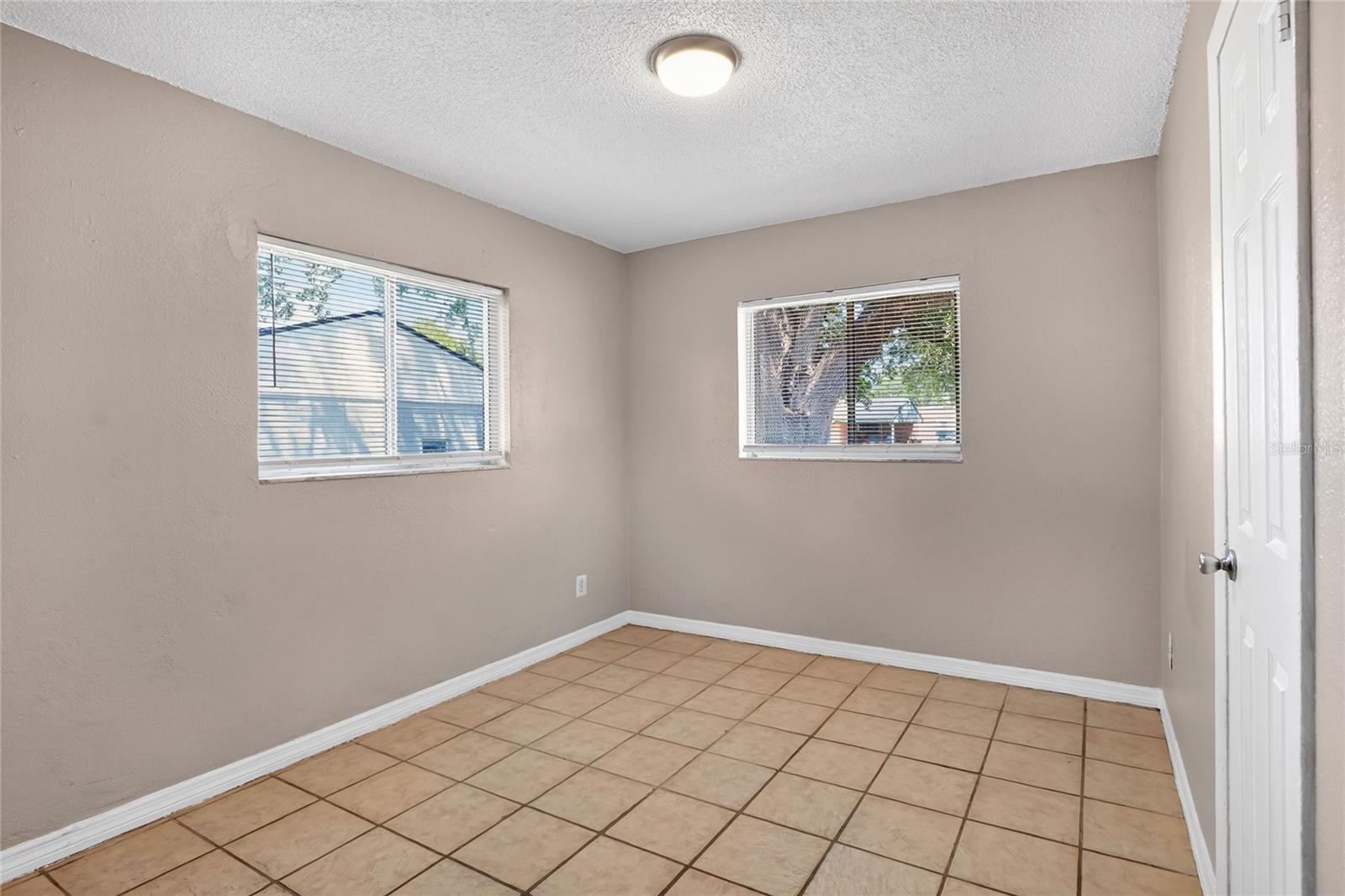 HIGHLAND ACRES PB 58 PG 42 - Residential