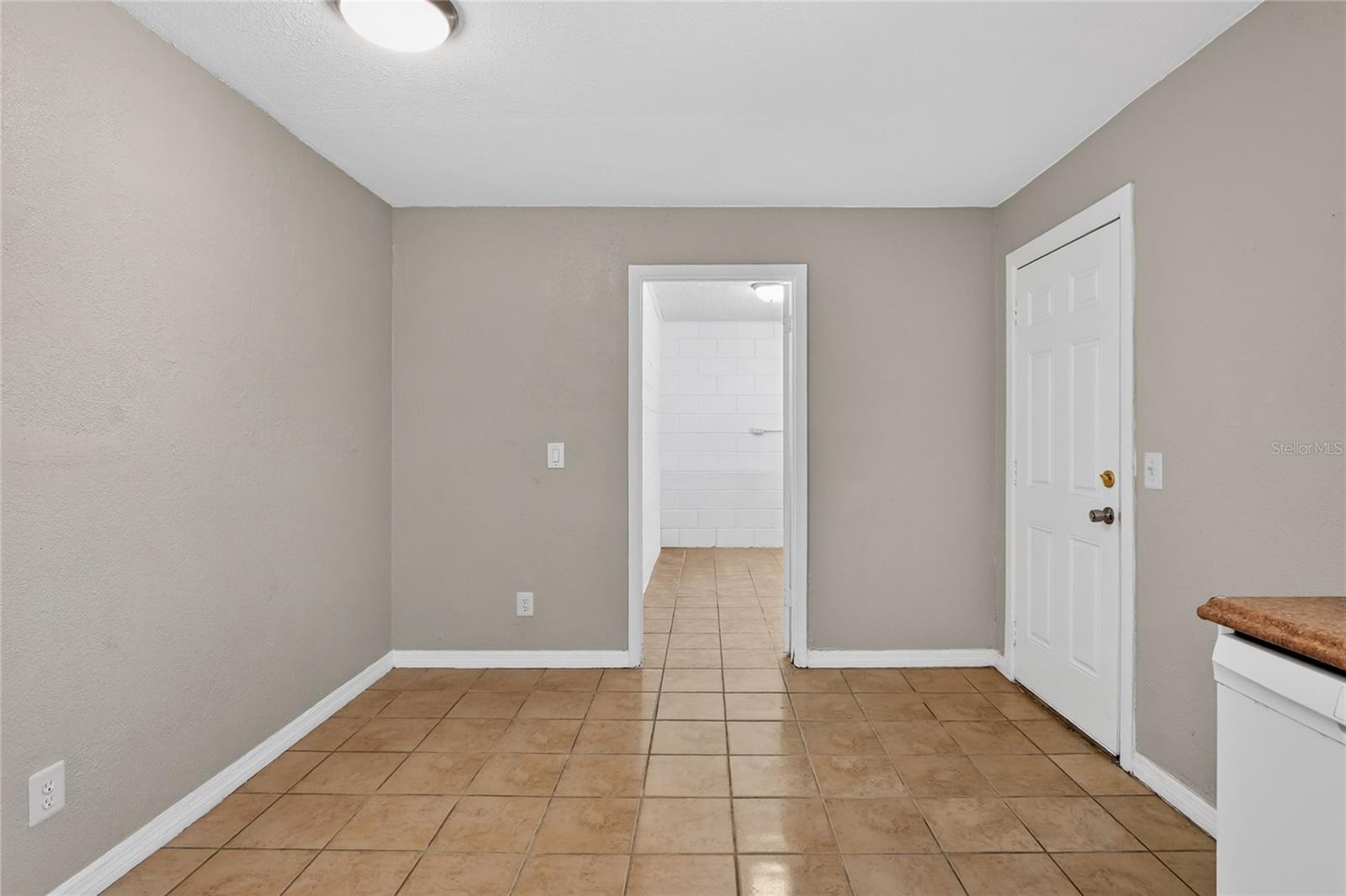 HIGHLAND ACRES PB 58 PG 42 - Residential