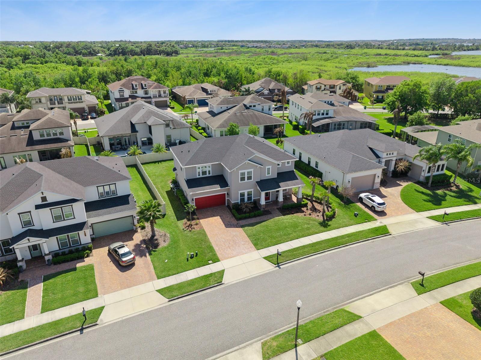 JOHNS LAKE POINTE - Residential