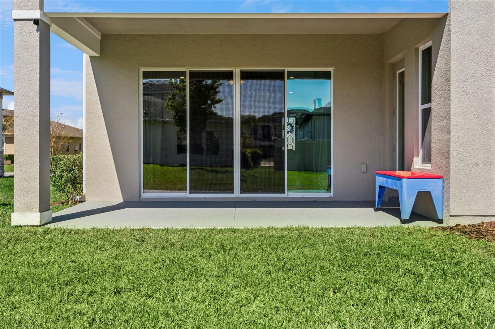 JOHNS LAKE POINTE - Residential