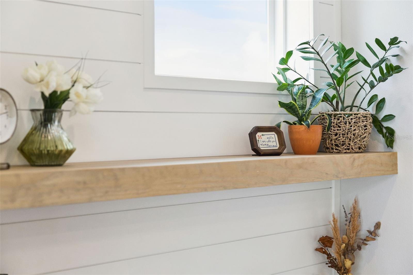 JOHNS LAKE POINTE - Residential