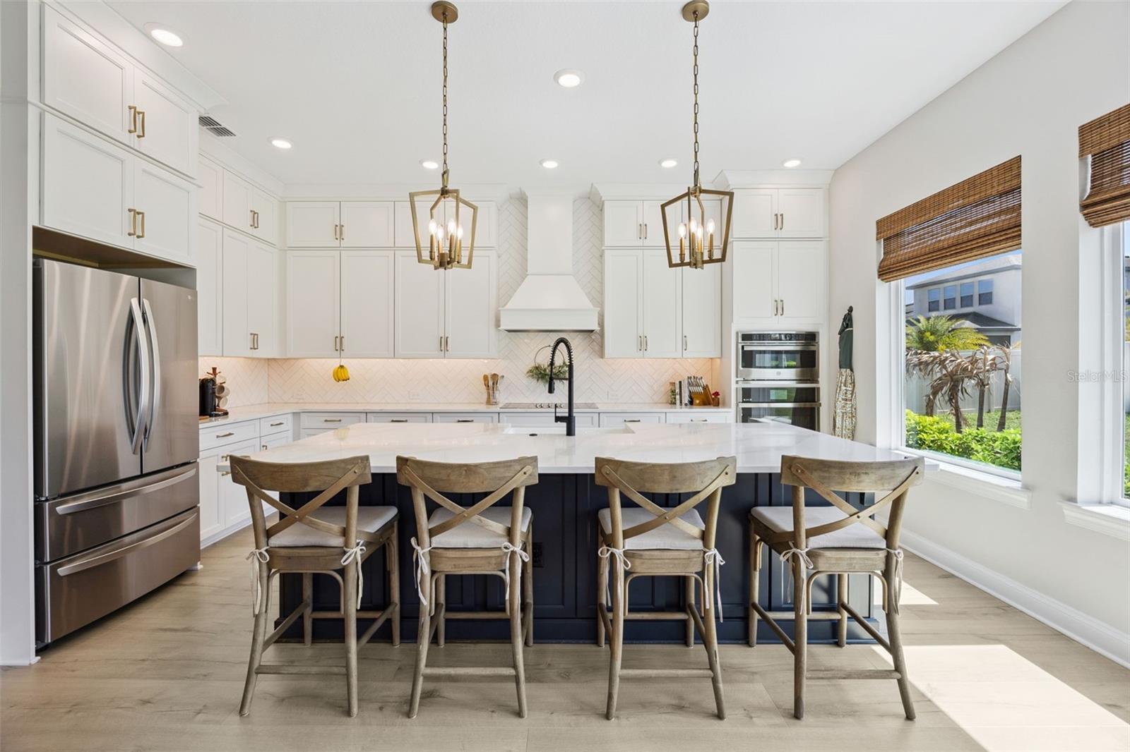 JOHNS LAKE POINTE - Residential