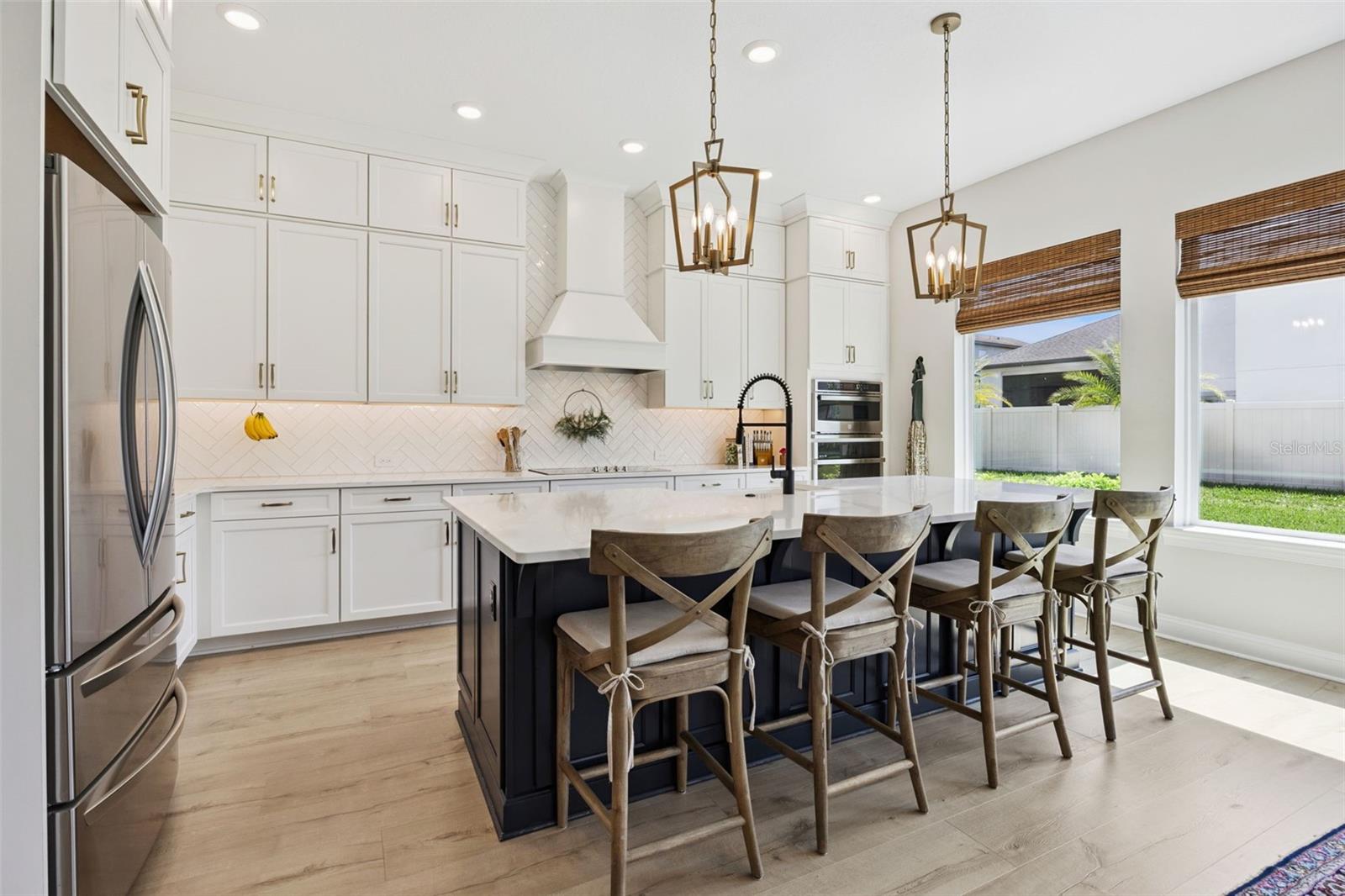 JOHNS LAKE POINTE - Residential