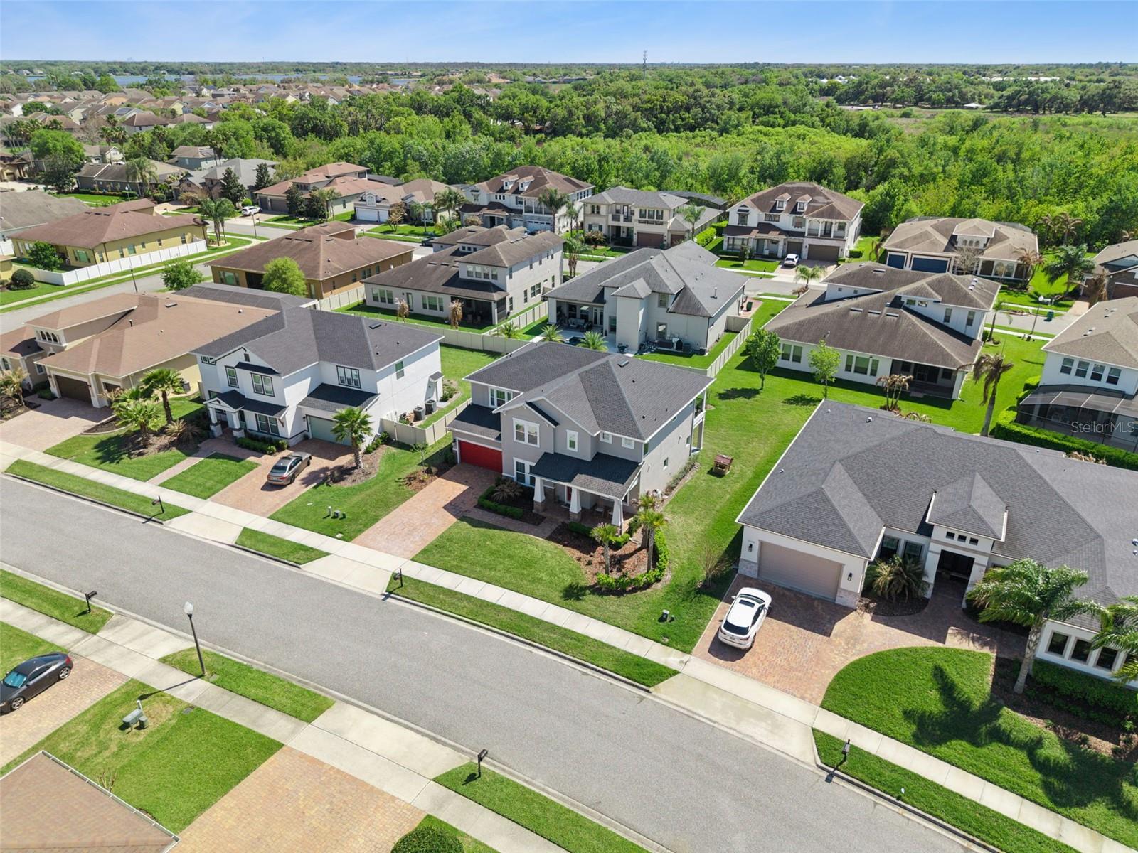 JOHNS LAKE POINTE - Residential