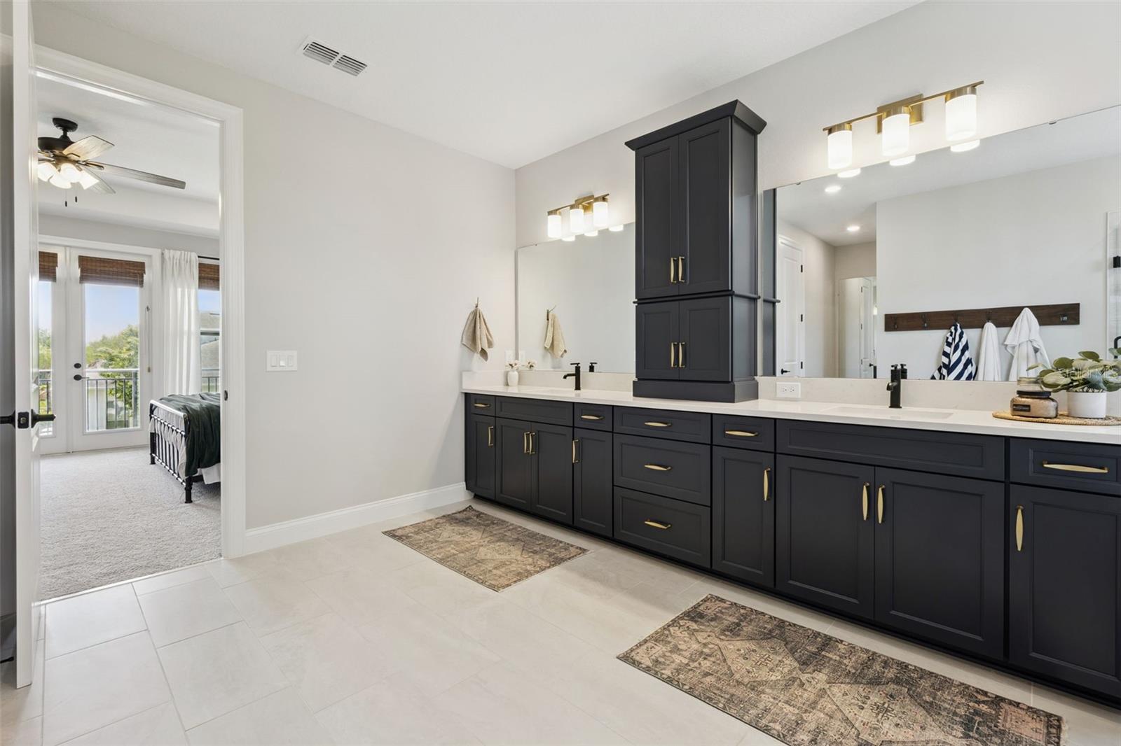 JOHNS LAKE POINTE - Residential