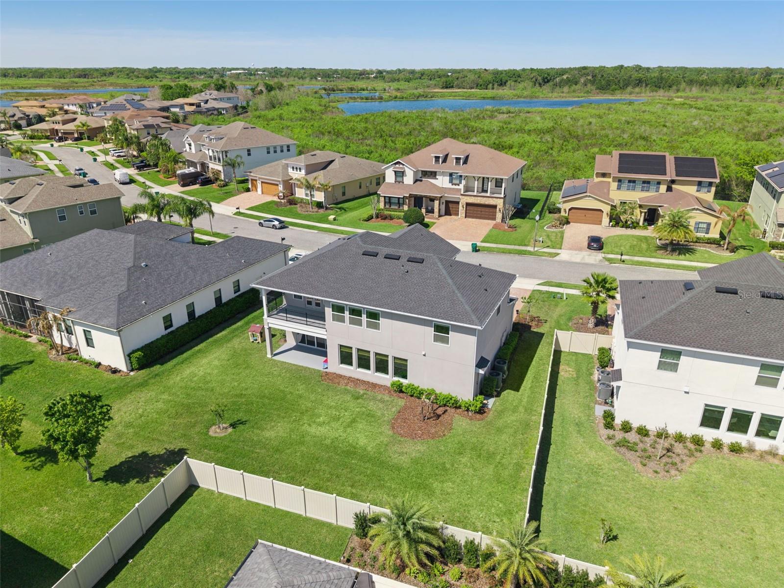 JOHNS LAKE POINTE - Residential