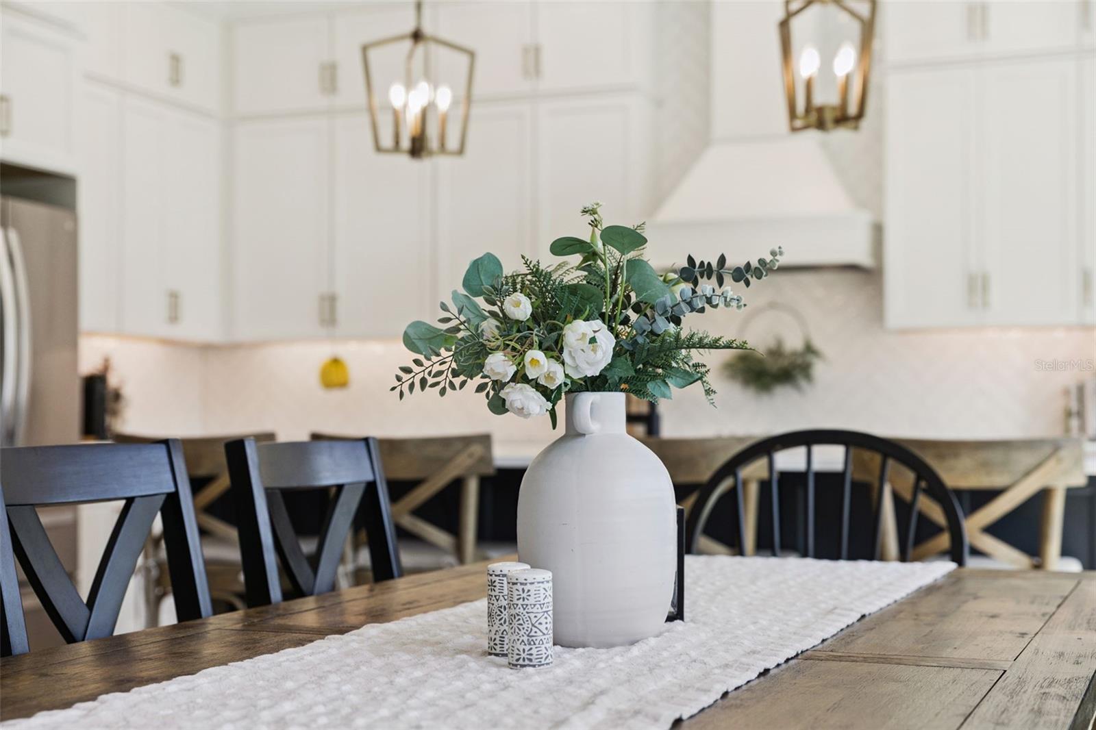 JOHNS LAKE POINTE - Residential