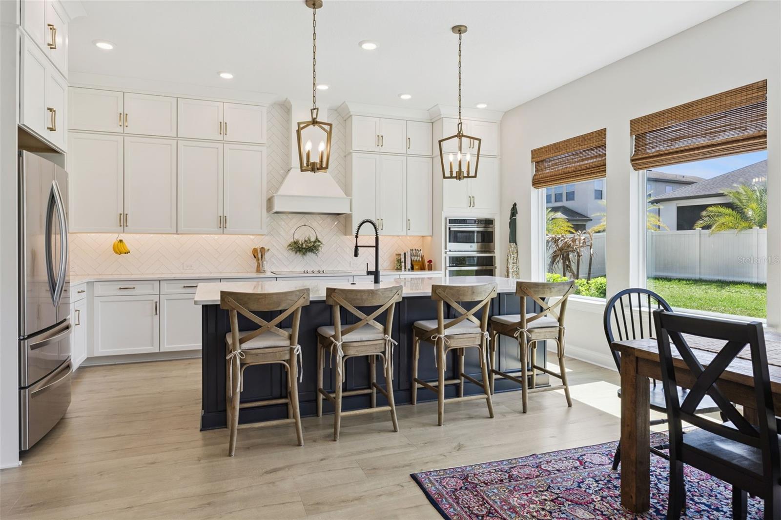 JOHNS LAKE POINTE - Residential