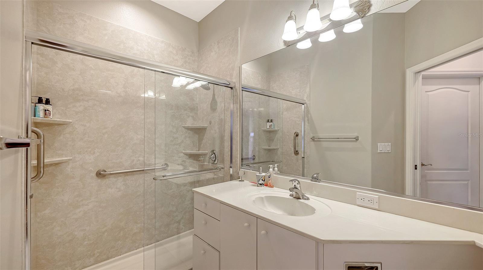 MIRA LAGO AT PALMER RANCH PH 3 - Residential