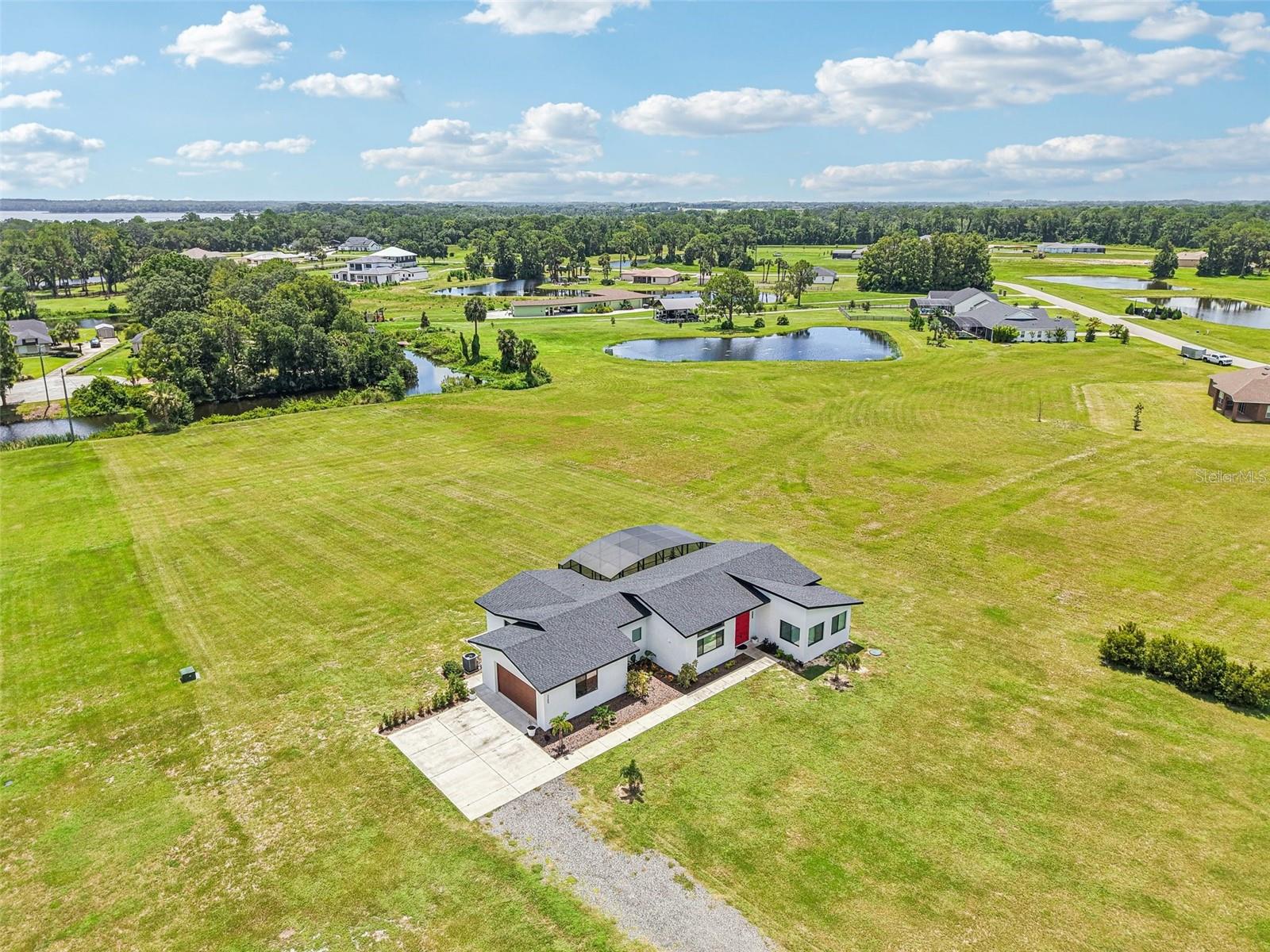 HIDDEN RIVER LAKES - Residential