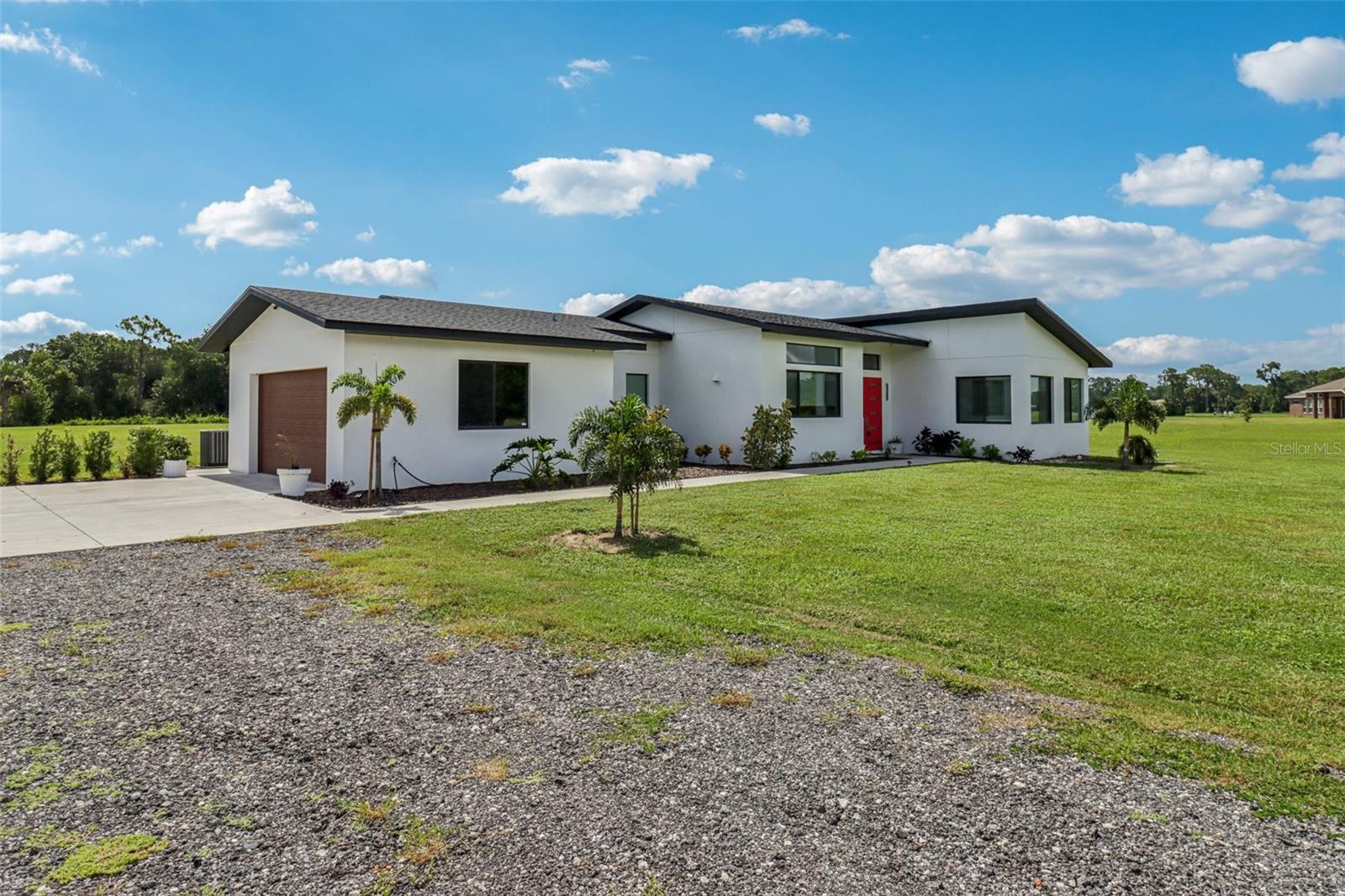 HIDDEN RIVER LAKES - Residential