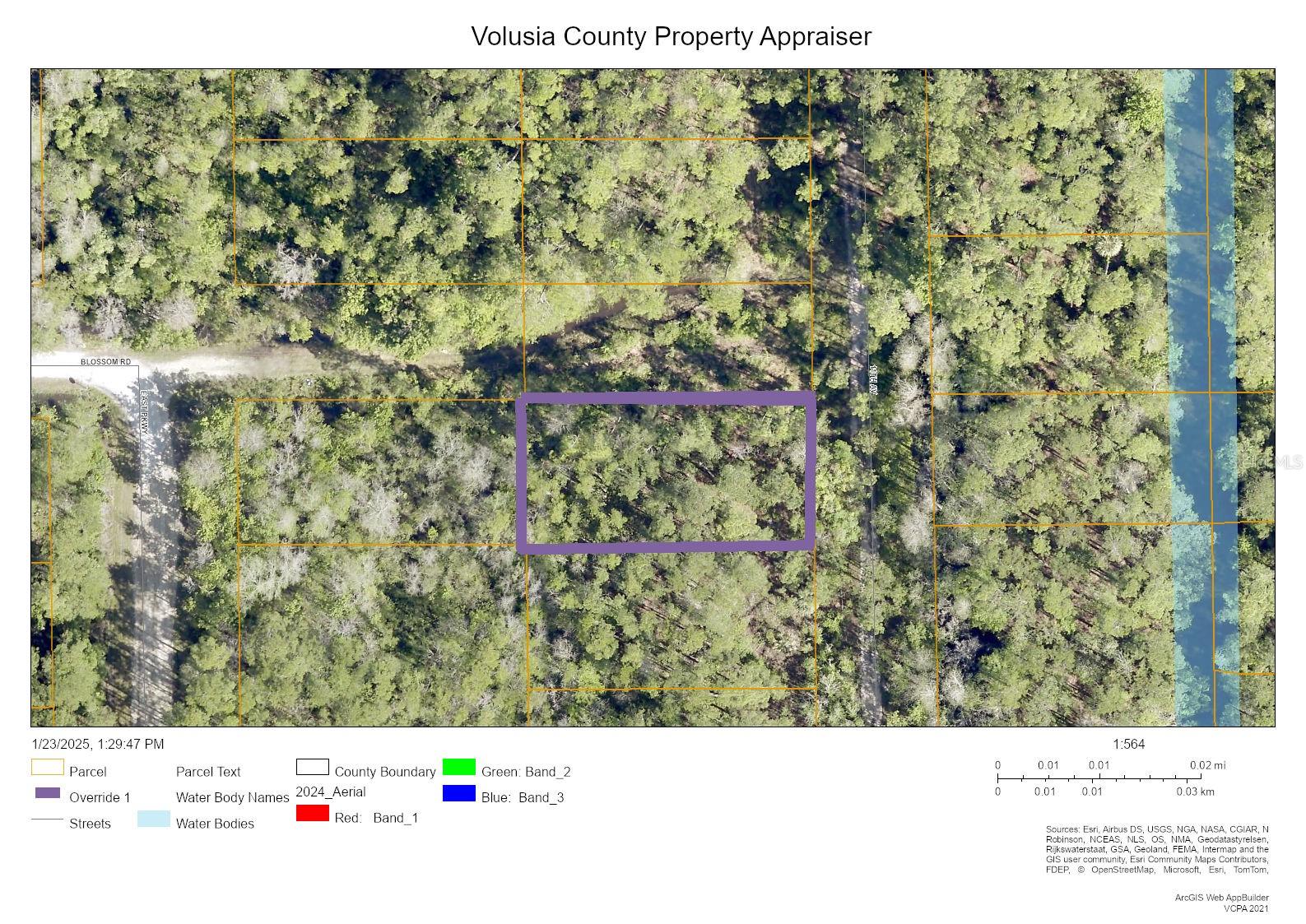 Discover the perfect opportunity to own an oversized .26-acre corner lot in the charming city of Deland, Florida. Nestled in a prime location, this expansive property offers endless possibilities for your dream home or future investment.
With plenty of space for a pool, extra garage, or custom landscaping, this lot is one of the few in a subdivision with no HOA restrictions and low holding taxes, making it an ideal choice for flexibility and long-term planning. Build at your own pace—there are no time constraints to begin construction.
Conveniently located near shopping centers, the award-winning and vibrant Downtown Deland, and just a quick drive on Highway 92 to reach the pristine beaches, this property combines tranquility with accessibility.
Whether you're looking to build immediately or hold for the future, this corner lot is an unparalleled opportunity to create the lifestyle you’ve always envisioned. Don’t let this rare find slip away—contact us today!