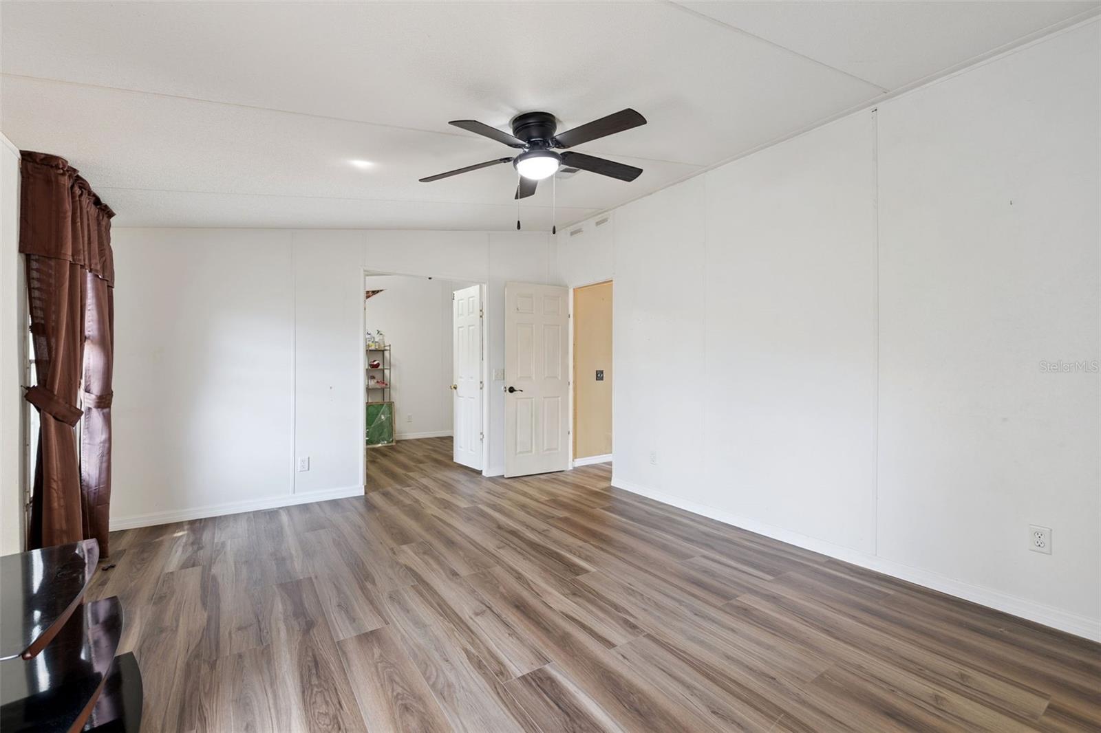 BEVERLY MANOR ESTATES - Residential