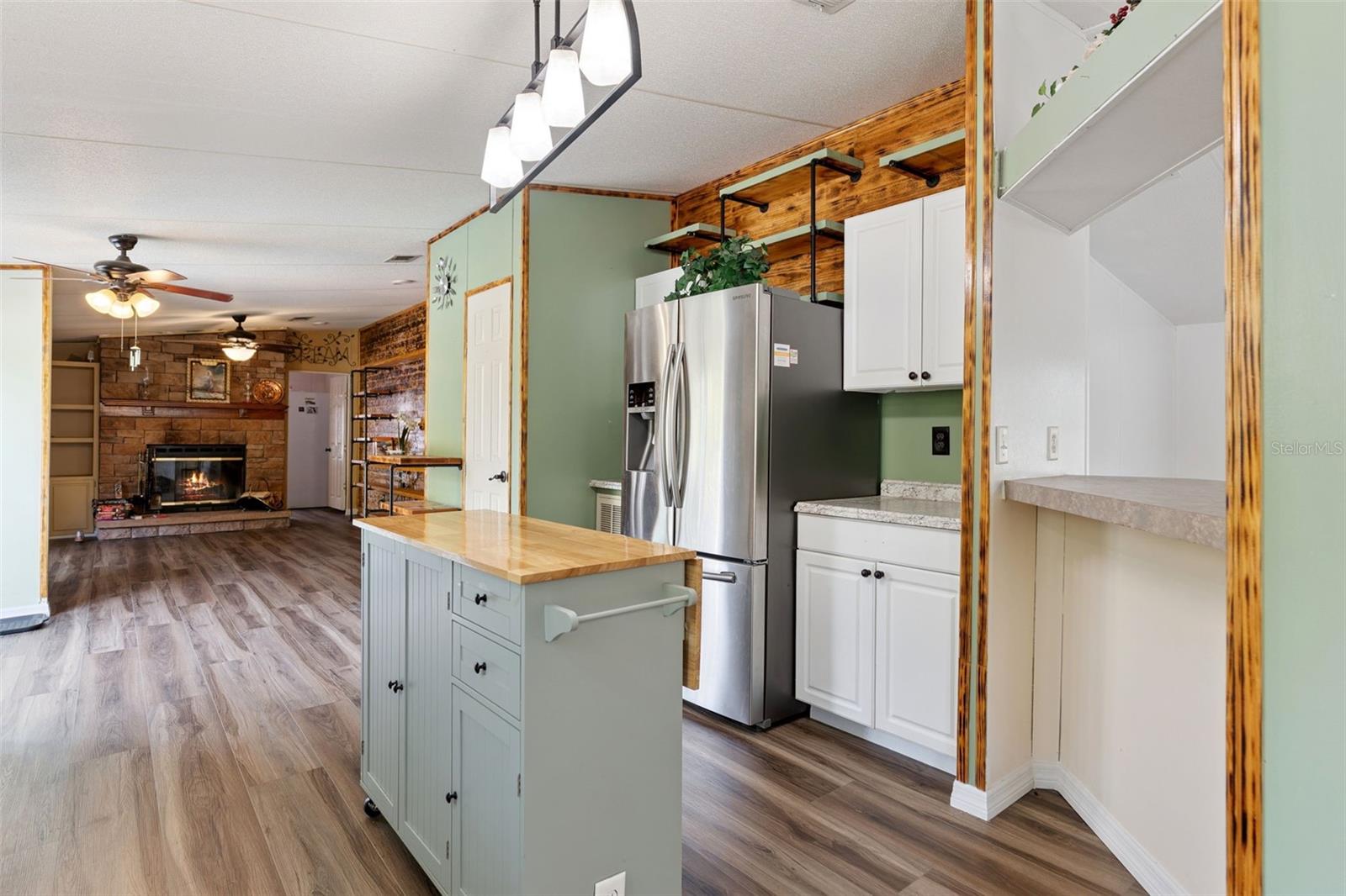 BEVERLY MANOR ESTATES - Residential