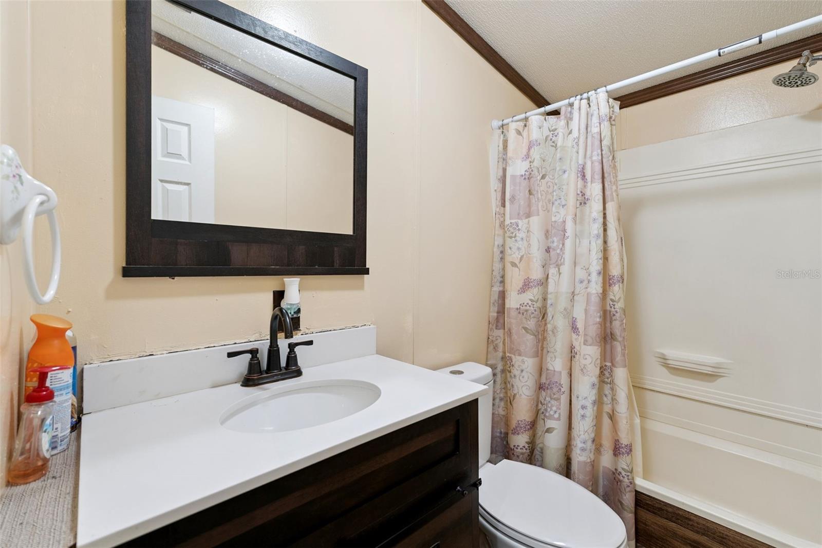 BEVERLY MANOR ESTATES - Residential