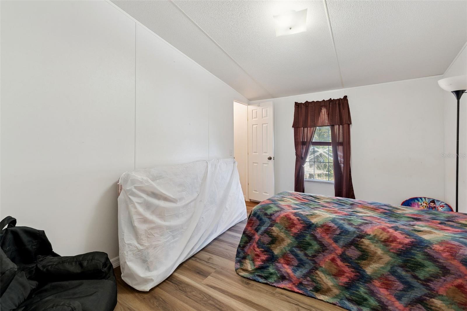 BEVERLY MANOR ESTATES - Residential