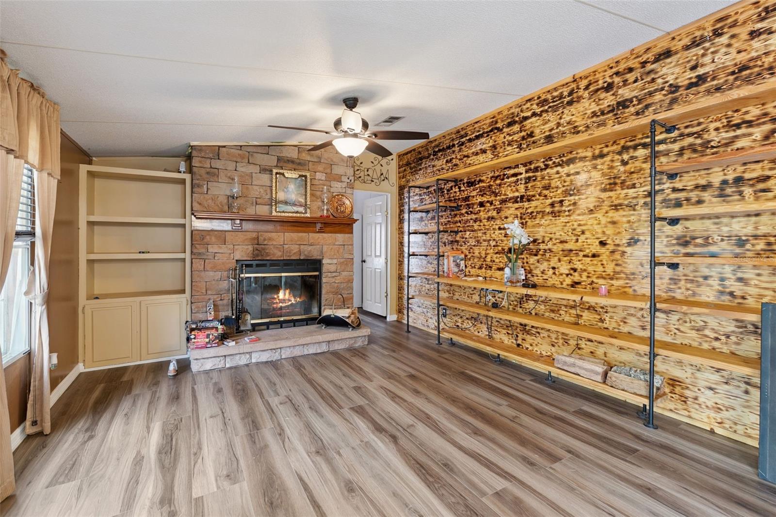 BEVERLY MANOR ESTATES - Residential