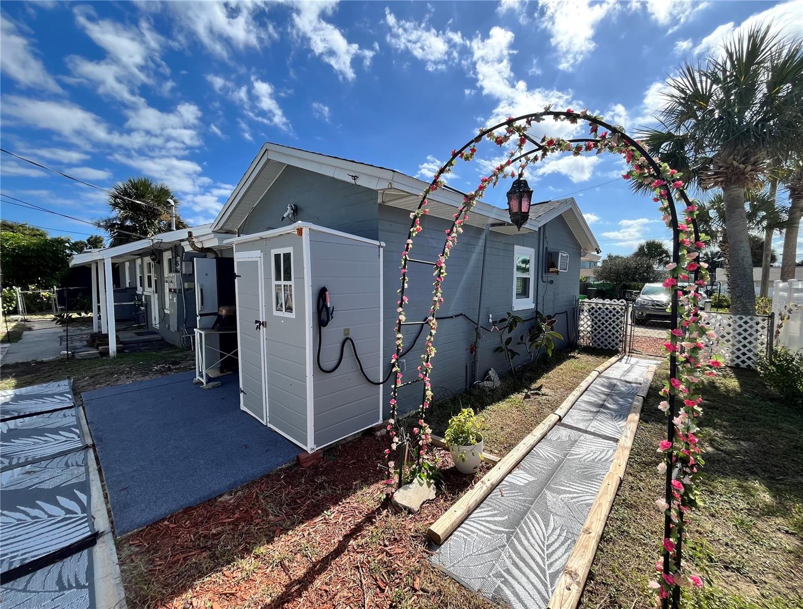 FRANCES TERRACE - Residential Lease