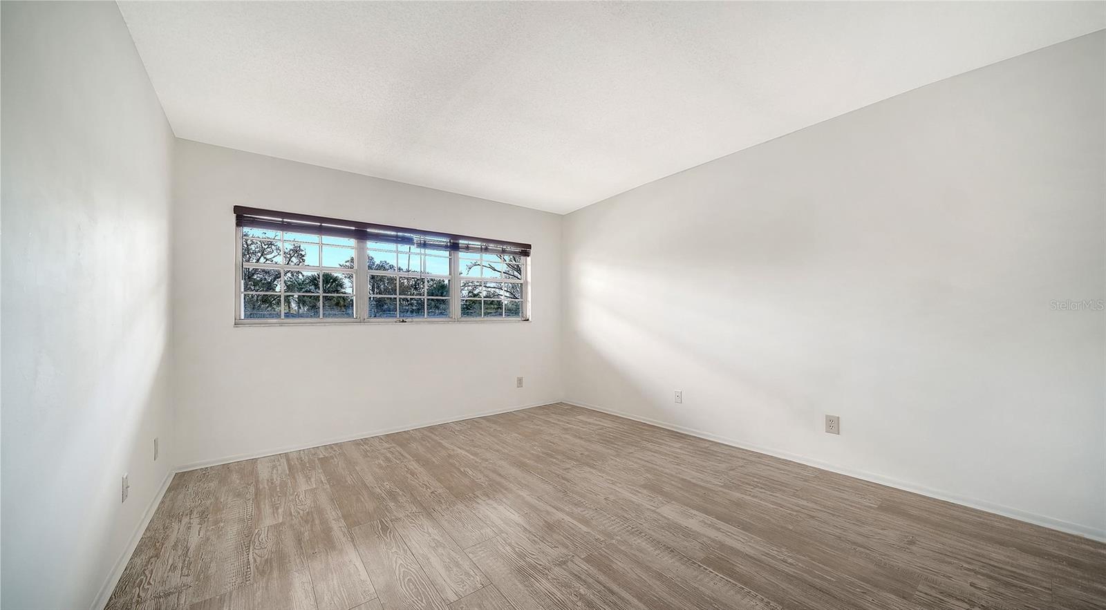 PALM-AIRE AT SARASOTA 8-A - Residential