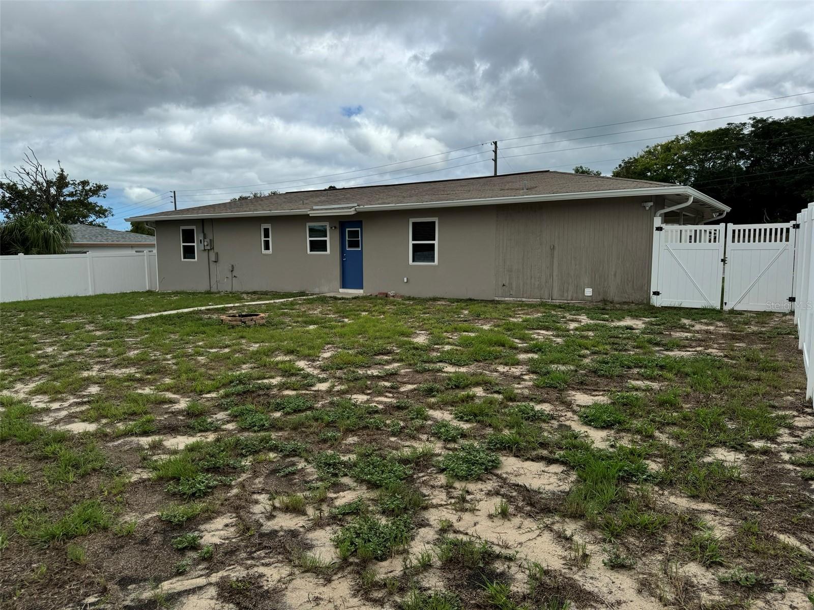 SPRING HILL - Residential Lease