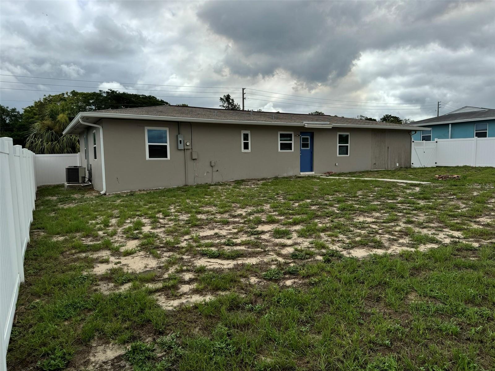 SPRING HILL - Residential Lease