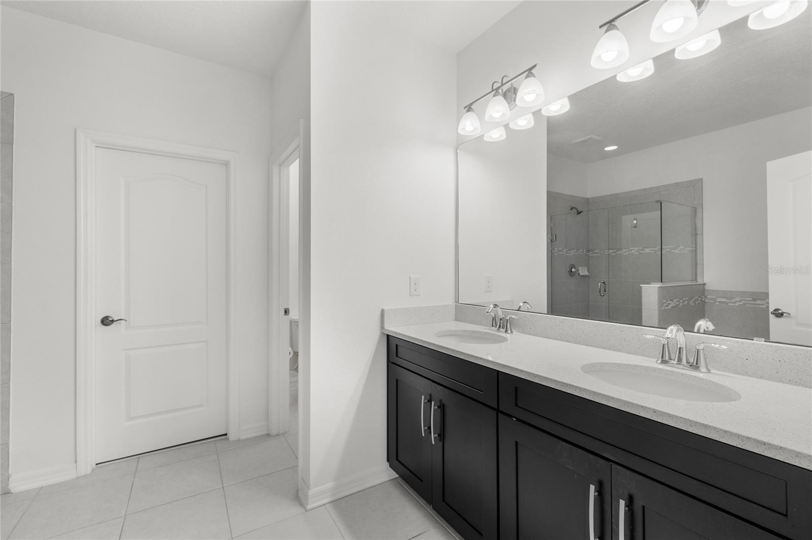 SUMMERLAKE GRVS - Residential