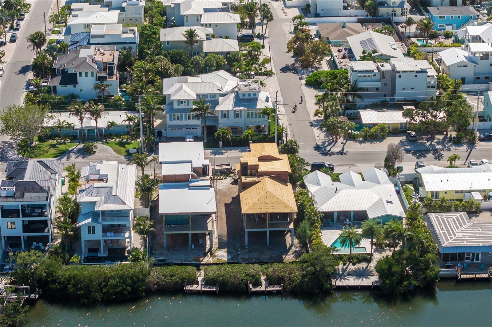 406 NORTH SHORE DRIVE - Residential