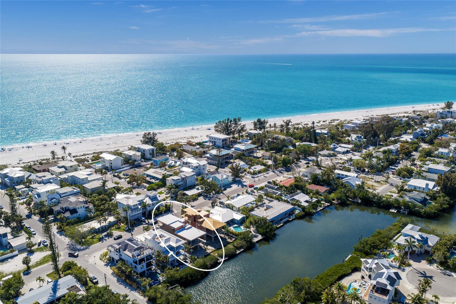 406 NORTH SHORE DRIVE - Residential