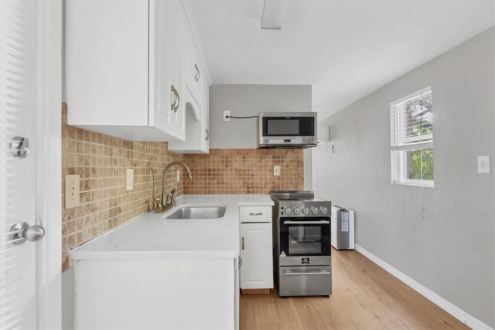 FOREST HILLS - Residential