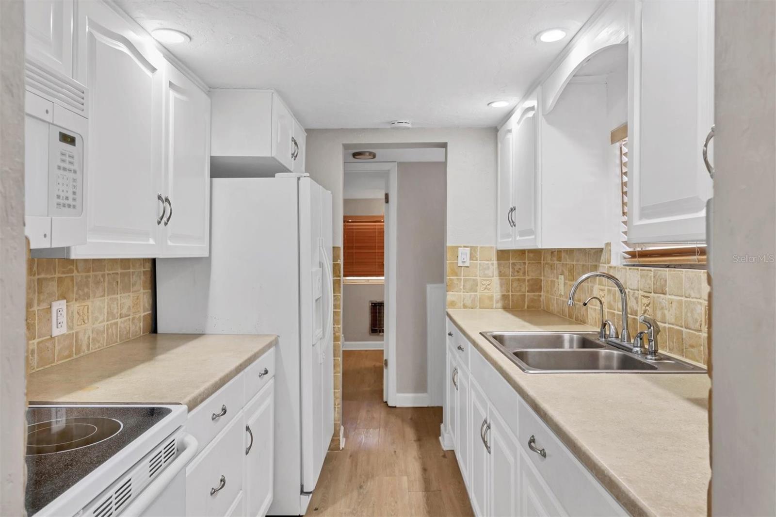 FOREST HILLS - Residential