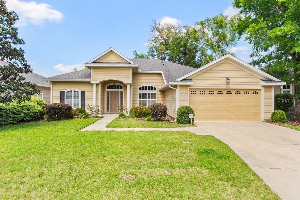 Photo of 8430 SW 10th Place, Gainesville, FL 32607 (MLS # GC539990)