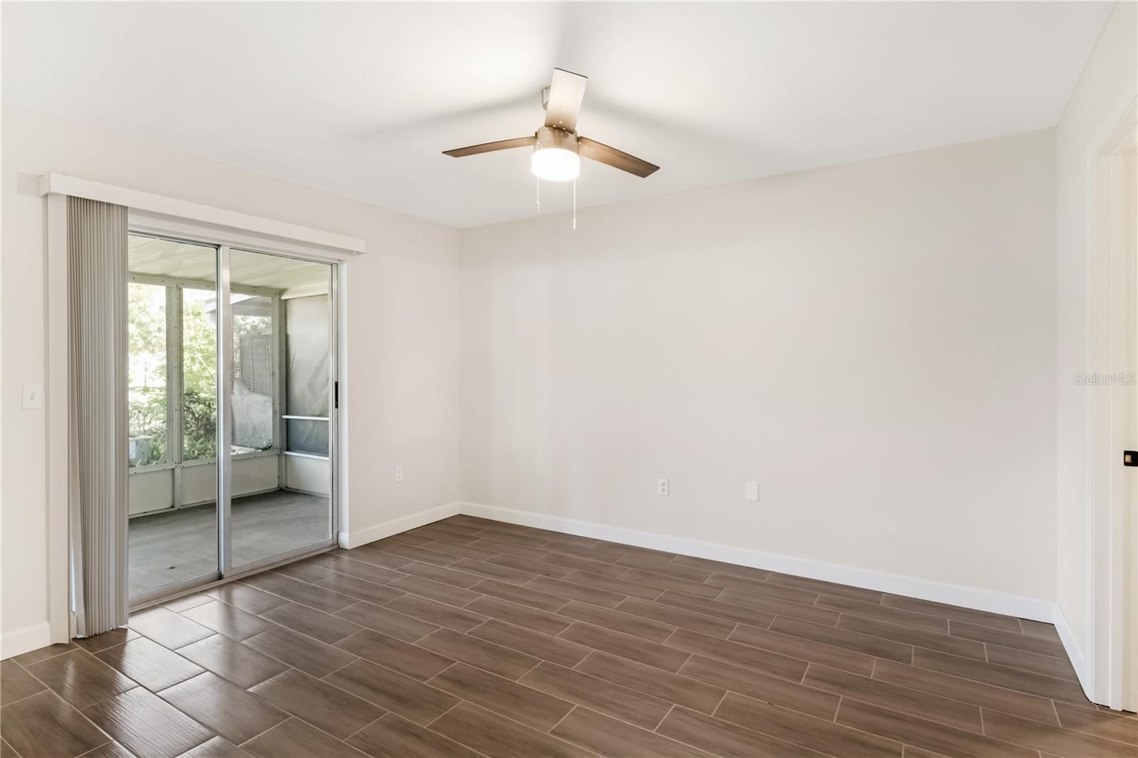 ROYAL PALM VILLAS - Residential