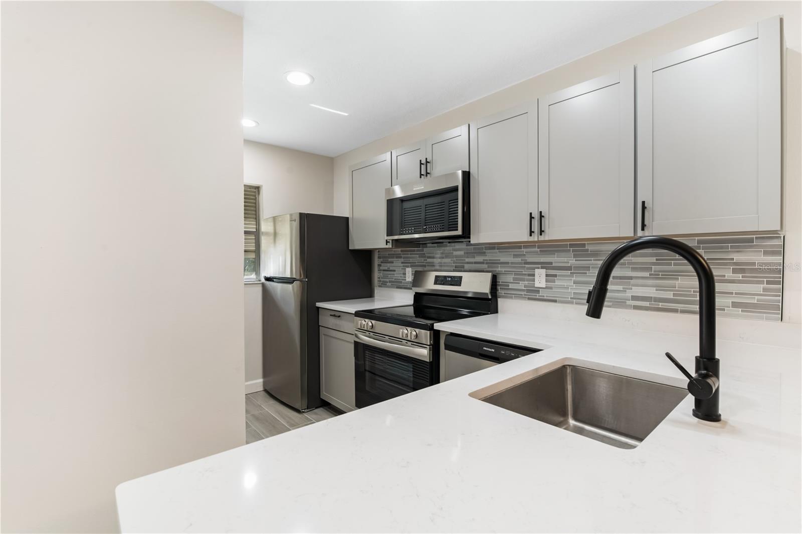 ROYAL PALM VILLAS - Residential