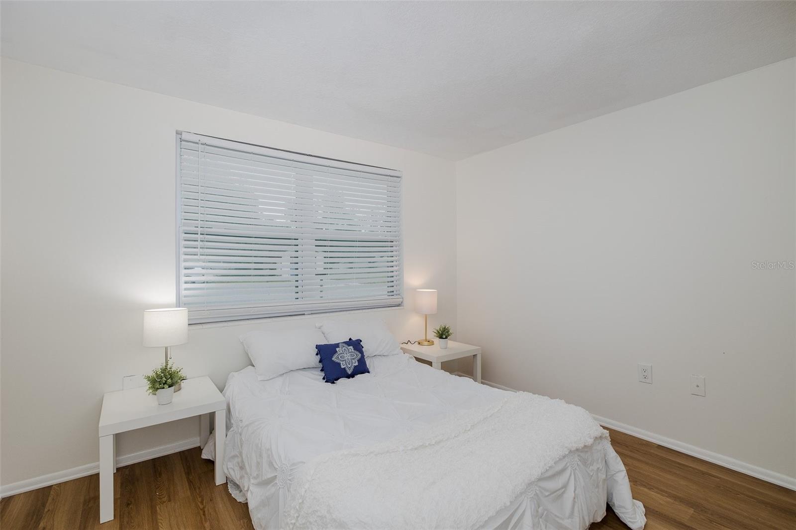 SEVEN SPGS HOMES - Residential