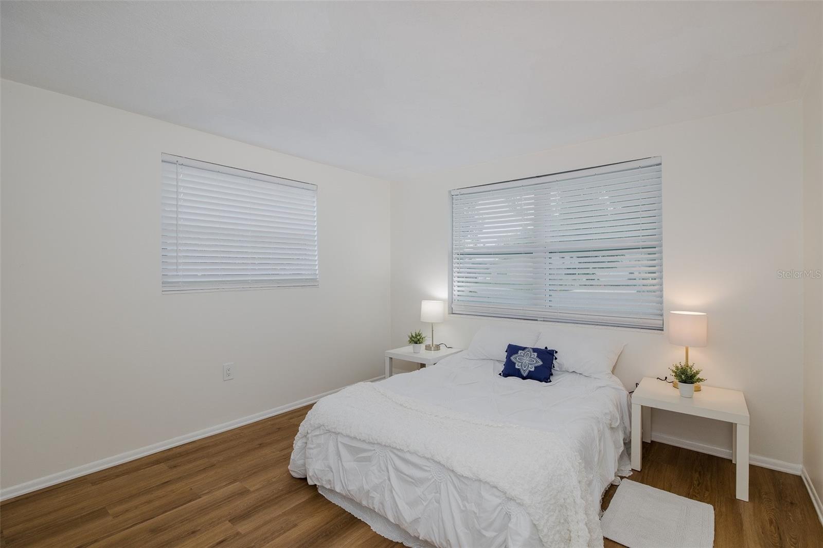 SEVEN SPGS HOMES - Residential