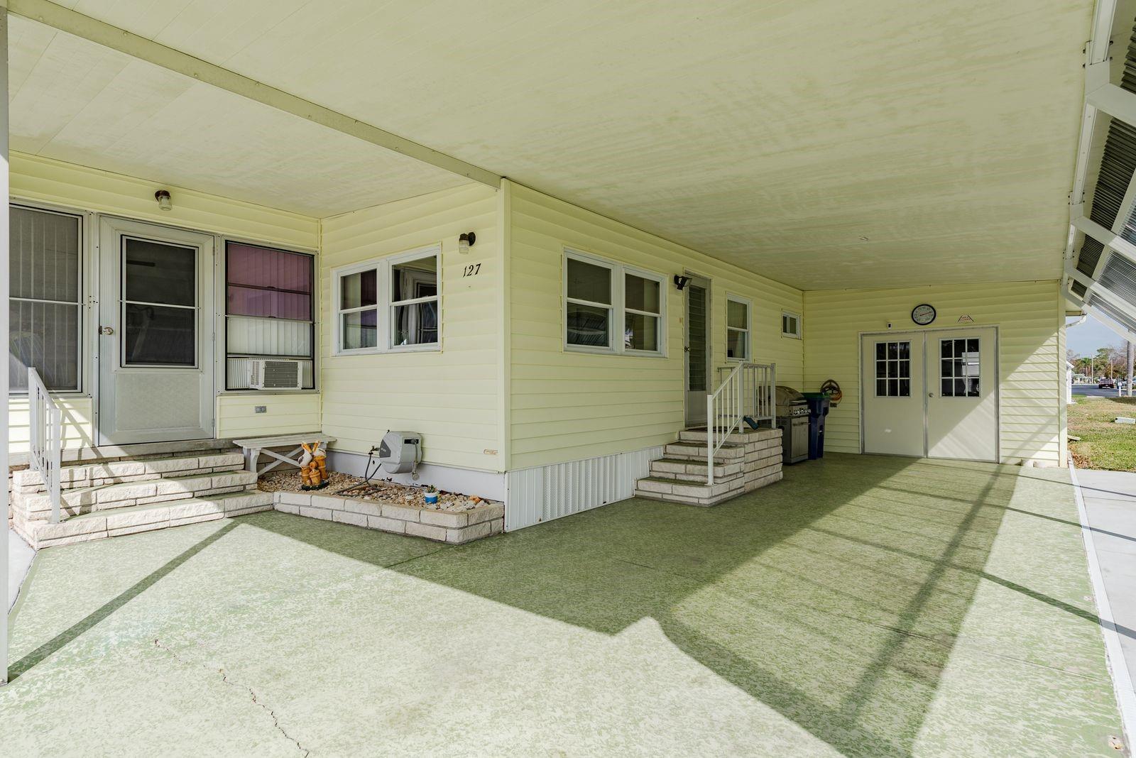 LAKE TARPON MOBILE HOME VILLAGE - Residential