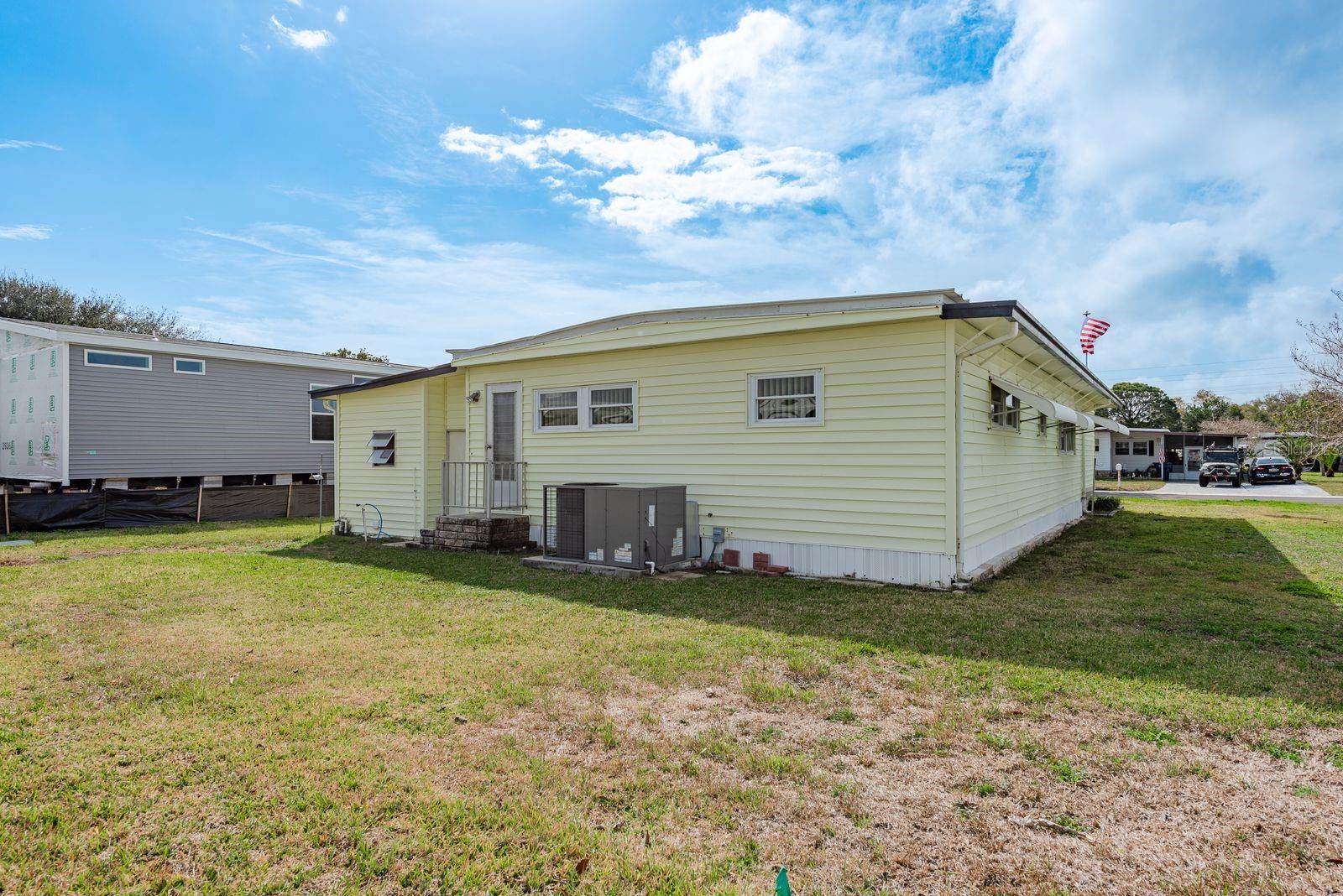 LAKE TARPON MOBILE HOME VILLAGE - Residential