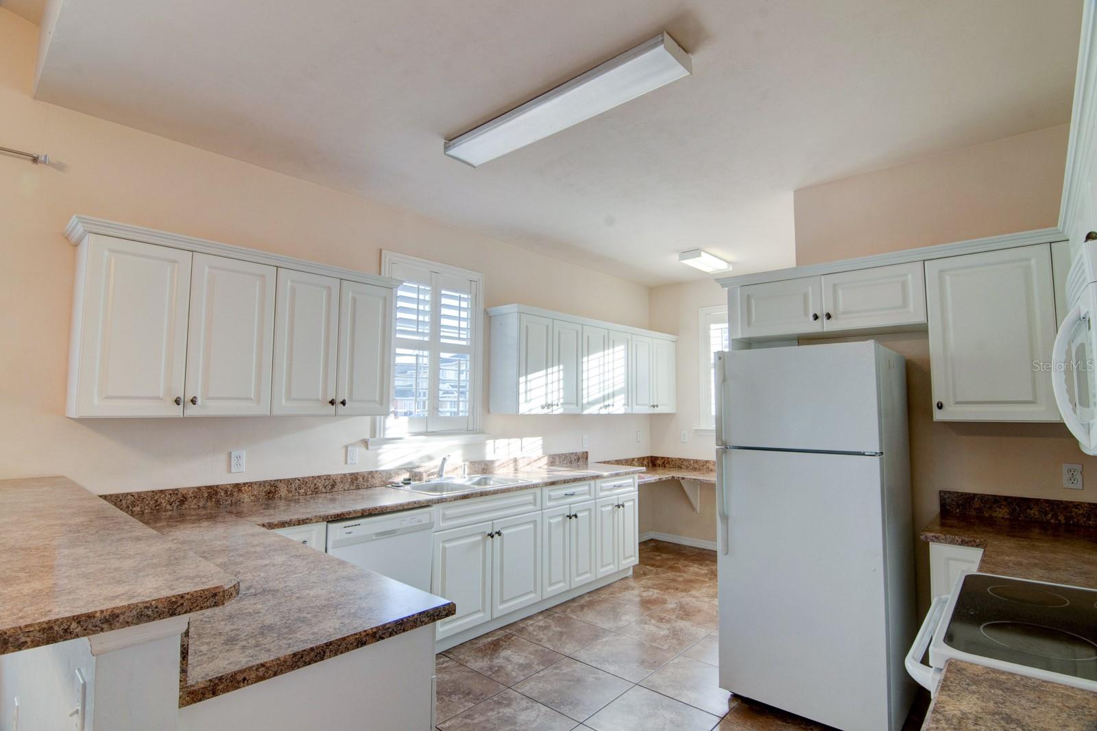 EAGLE TRACE TWNHMS A&B - Residential